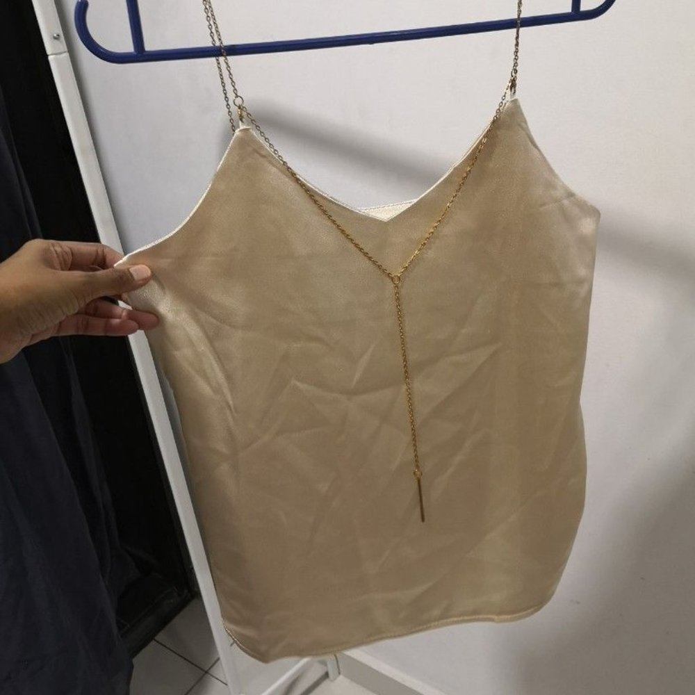 Sleeveless Top (No brand)